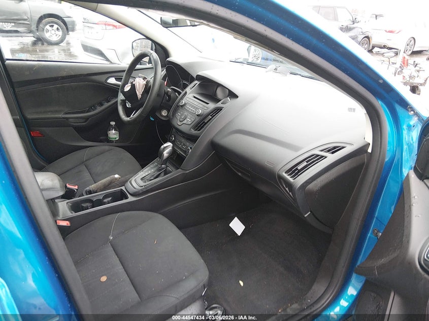 2016 FORD FOCUS auction photo 5