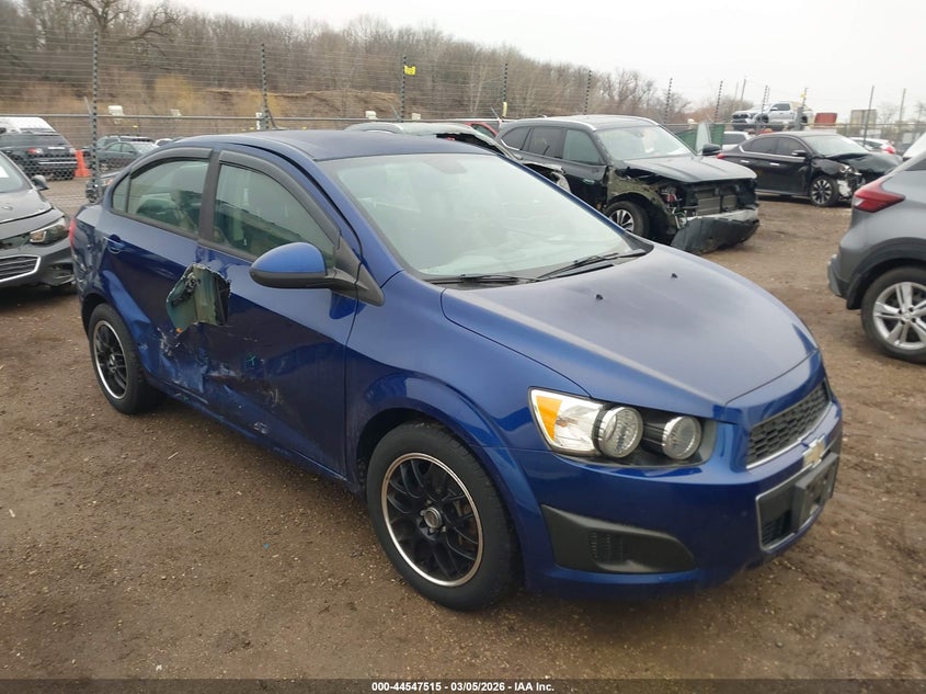 2013 Chevrolet Sonic Ls Auto