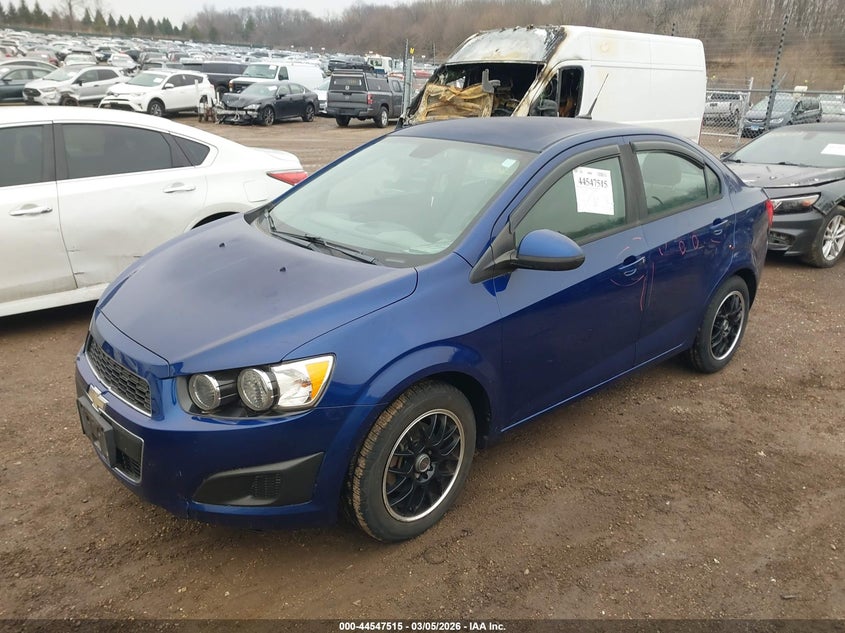 2013 Chevrolet Sonic Ls Auto