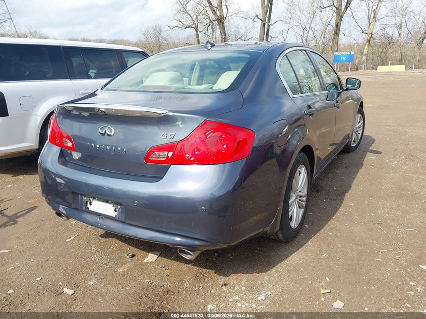 2012 Infiniti G37 Journey