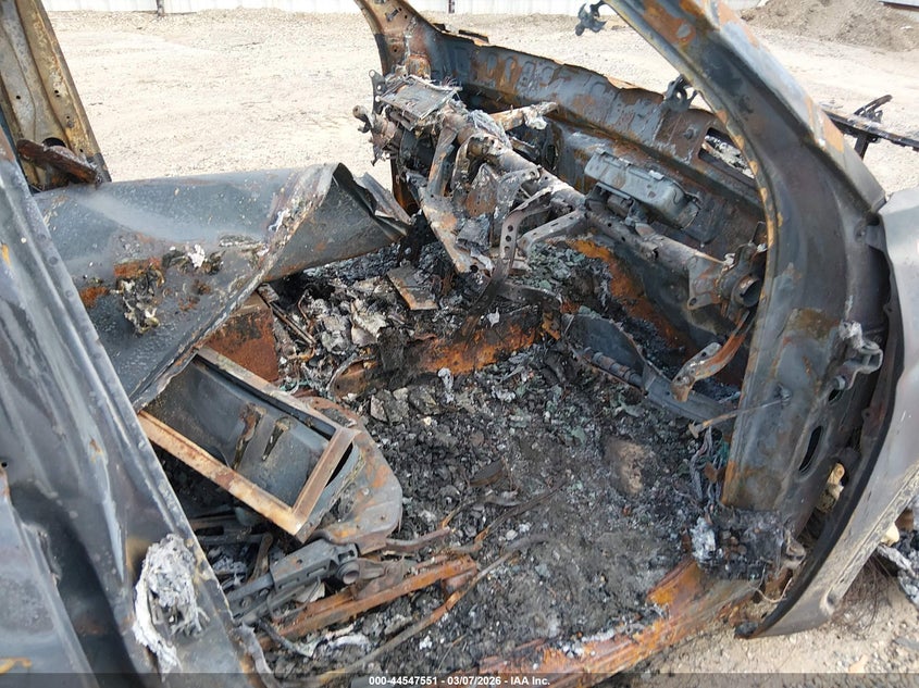 2025 TOYOTA TUNDRA auction photo 5