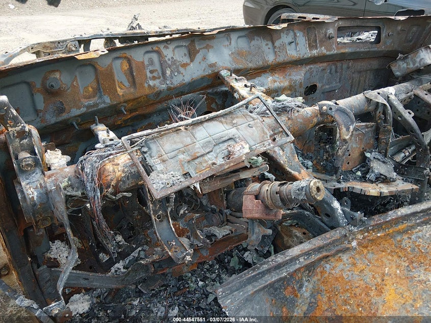 2025 TOYOTA TUNDRA auction photo 7