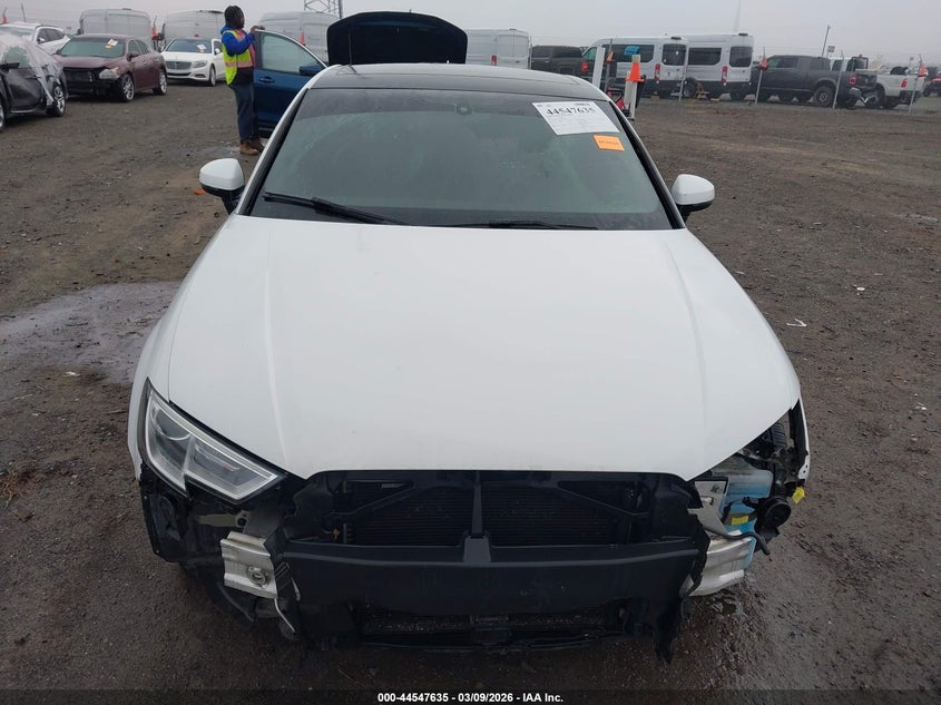 2017 Audi A3 2.0T Premium VIN: WAUAUGFF0H1031796 Lot: 44547635