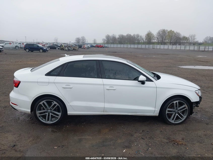2017 Audi A3 2.0T Premium VIN: WAUAUGFF0H1031796 Lot: 44547635