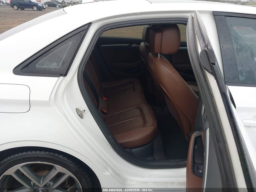 2017 Audi A3 2.0T Premium VIN: WAUAUGFF0H1031796 Lot: 44547635