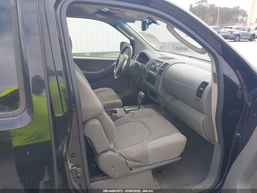 2008 Nissan Frontier Le