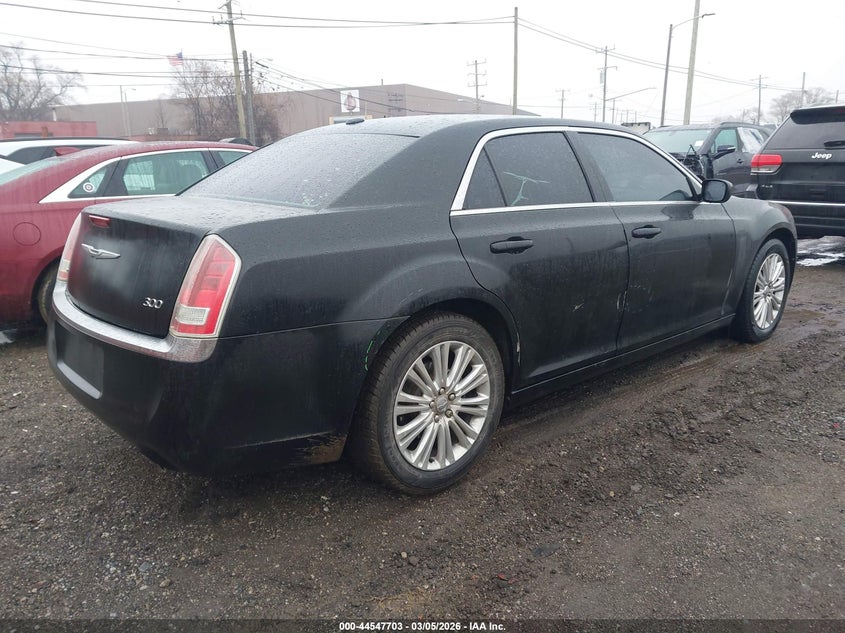 2013 Chrysler 300 Motown
