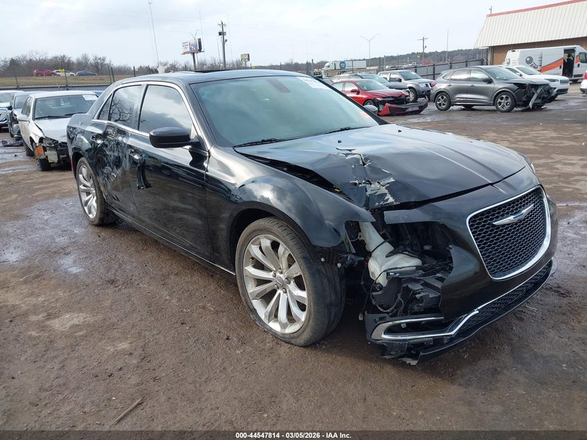 2018 Chrysler 300 Touring L