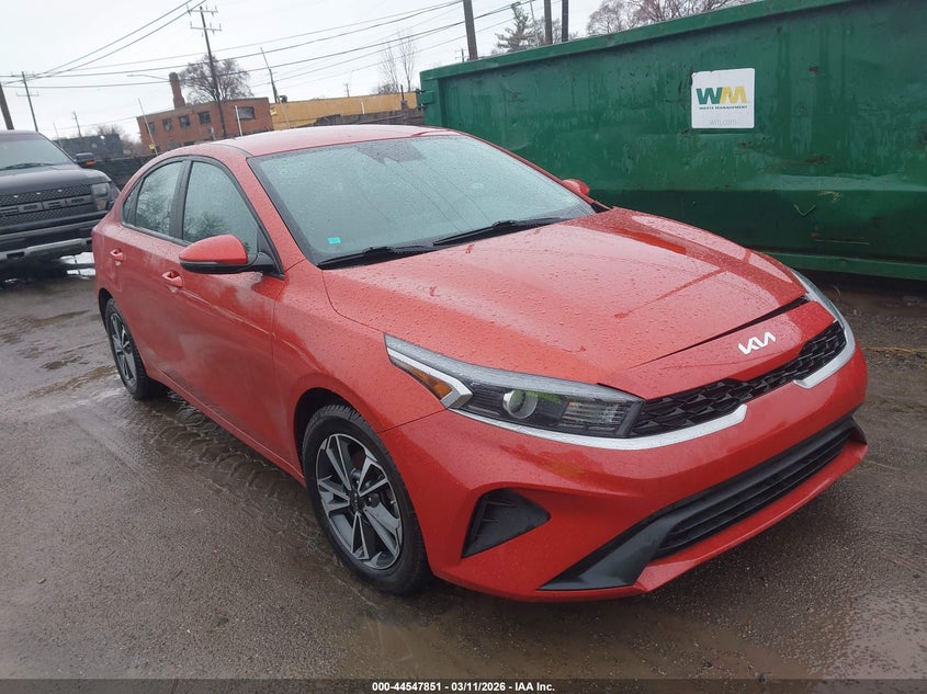 2023 Kia Forte Lxs