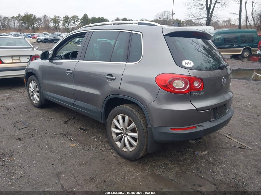 2011 Volkswagen Tiguan Se
