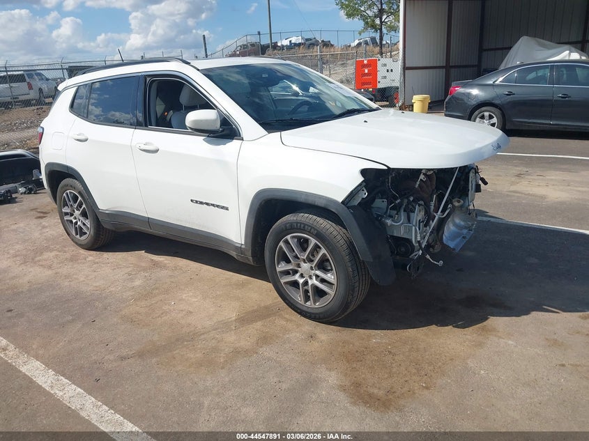 3C4NJCBB1KT832195 JEEP COMPASS Photo 1