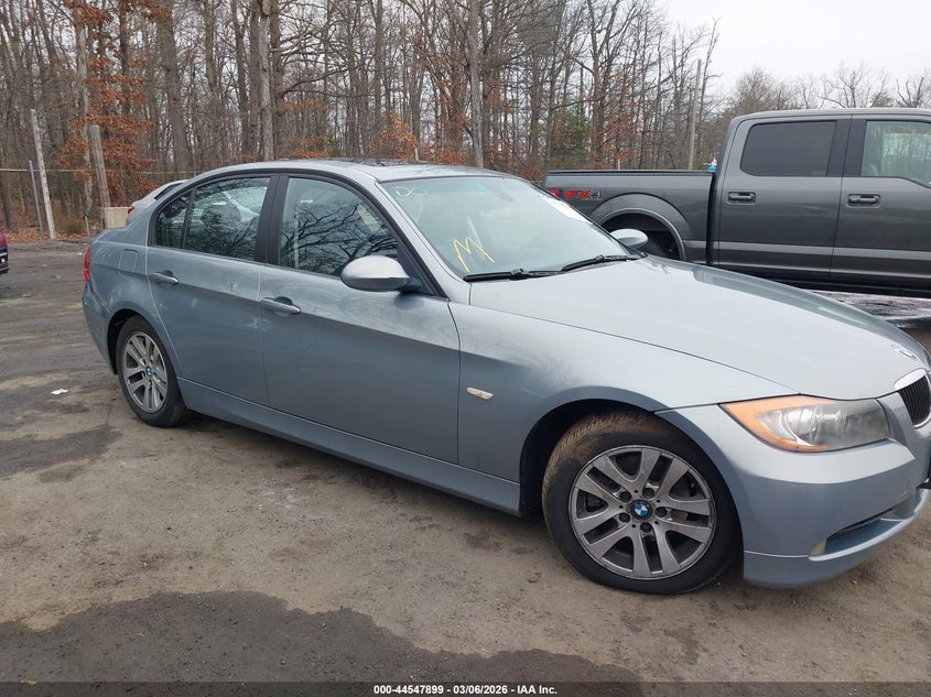2006 BMW 325I