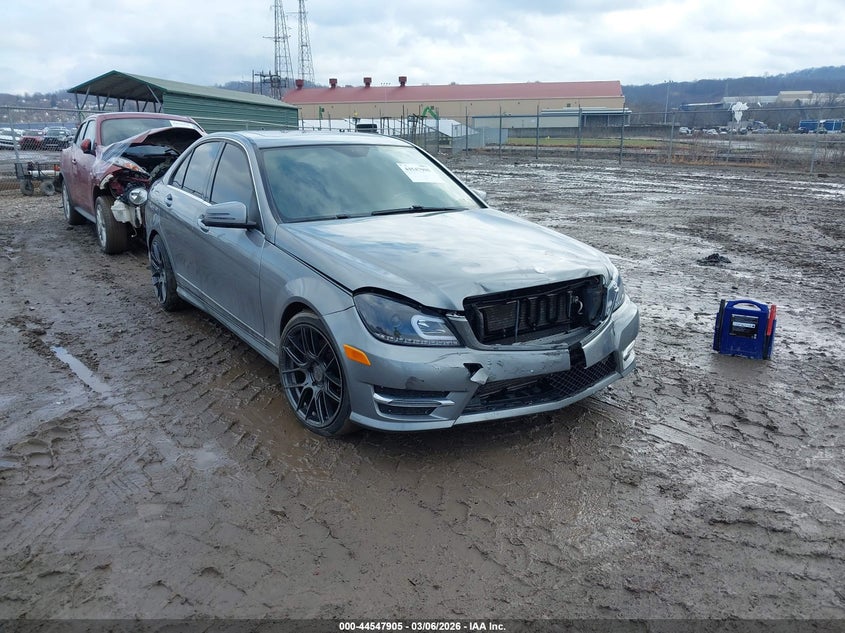 2014 Mercedes-Benz C 300 Sport 4Matic