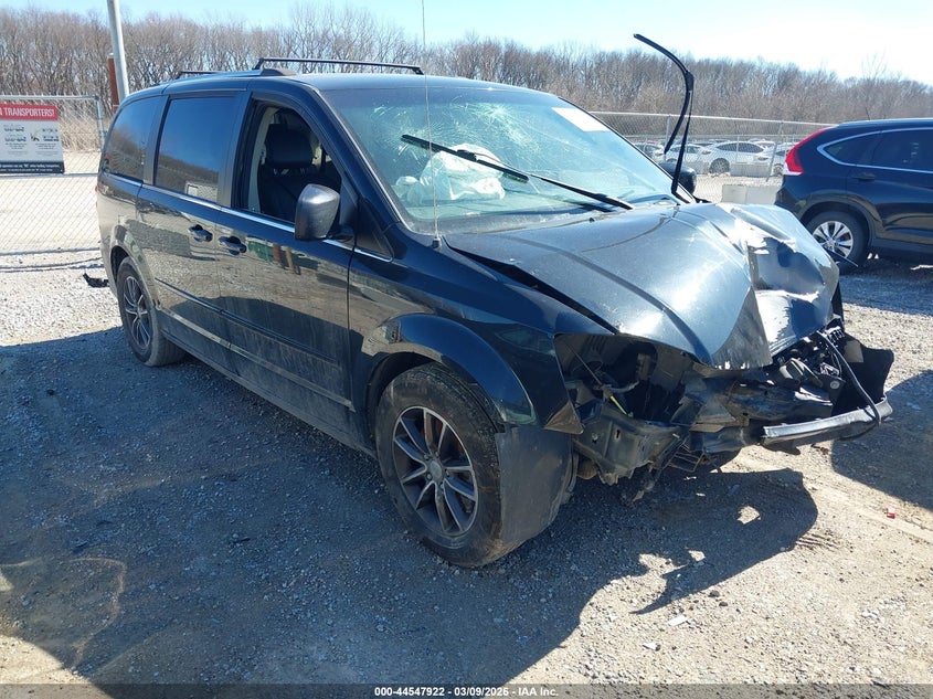 2C4RDGCG5HR749357 DODGE GRAND CARAVAN Photo 1