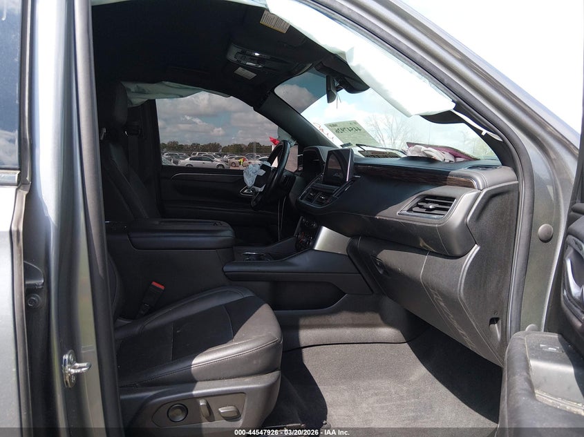 2022 Chevrolet Suburban 2Wd Lt