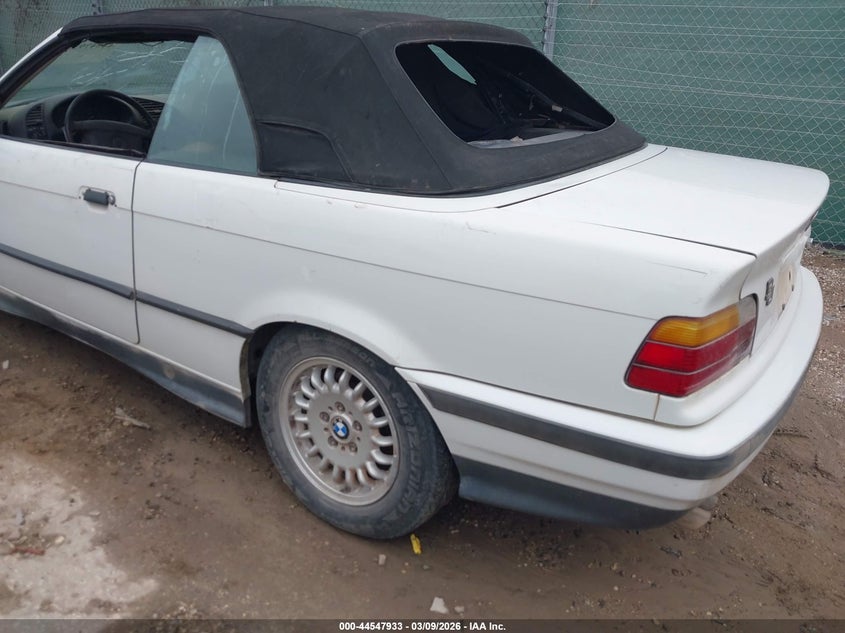 1995 BMW 325 Ic Automatic VIN: WBABJ6321SJD39708 Lot: 44547933