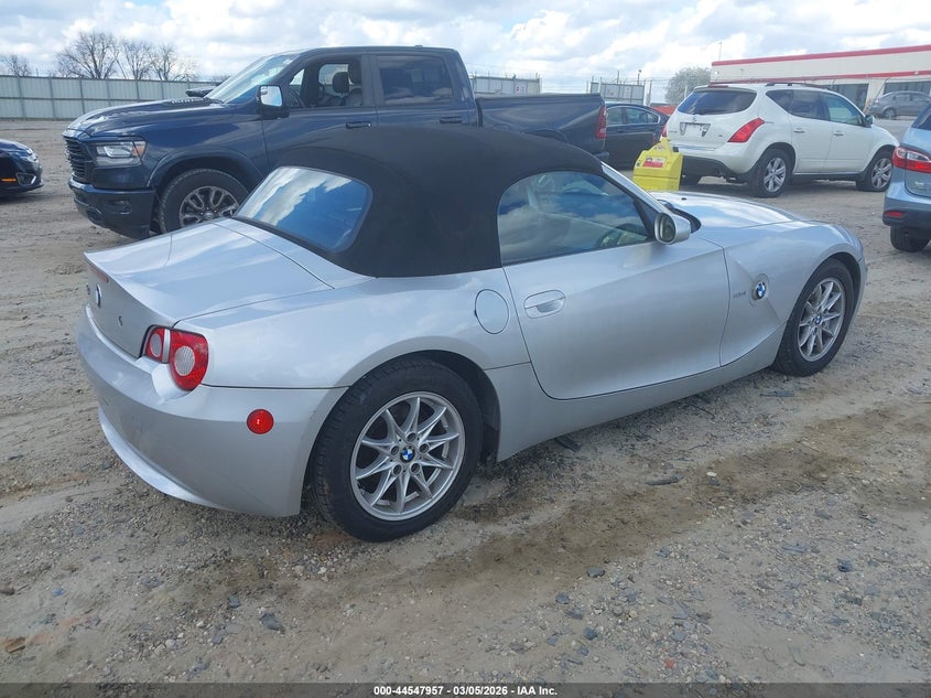 2005 BMW Z4 2.5I