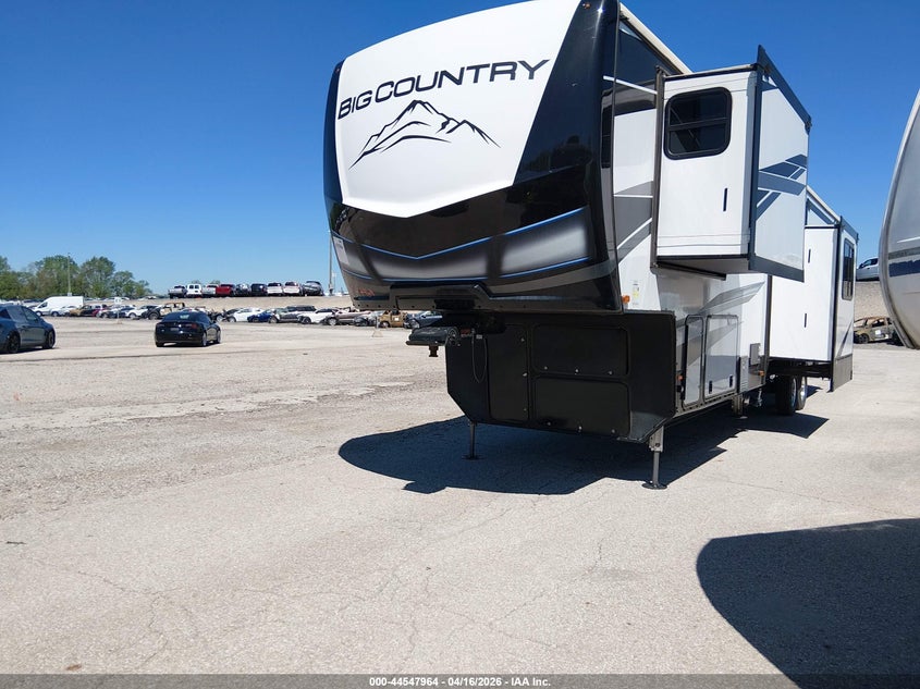 5SFBG4425PE521667 2023 Heartland Big Contry photo 1