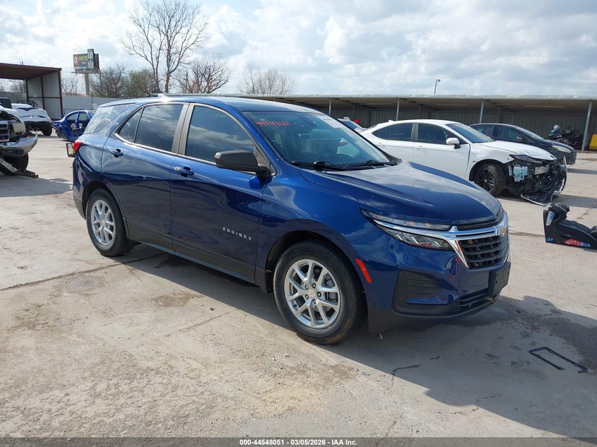 2022 CHEVROLET EQUINOX FWD LS