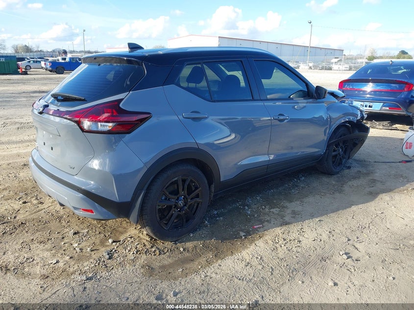 2023 Nissan Kicks Sv Xtronic Cvt