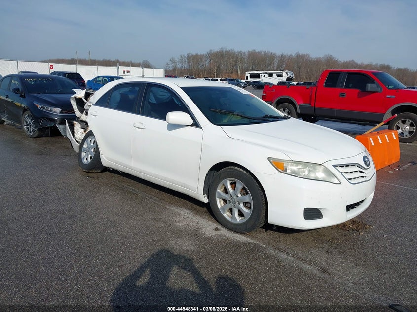 2011 Toyota Camry Le
