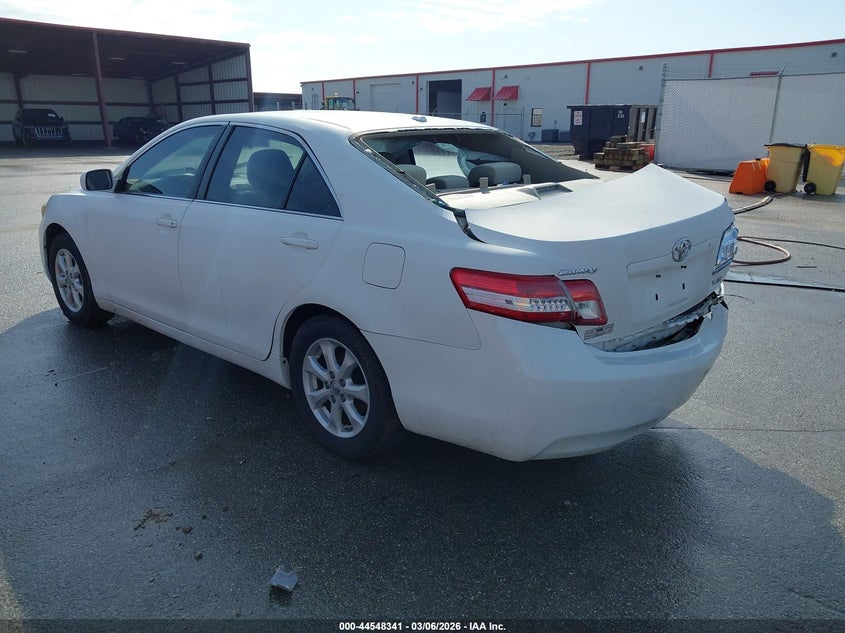2011 Toyota Camry Le