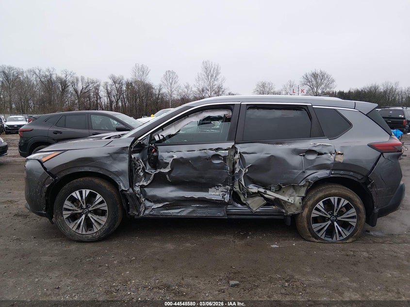 2022 Nissan Rogue Sv Intelligent Awd VIN: 5N1BT3BB4NC677862 Lot: 44548580