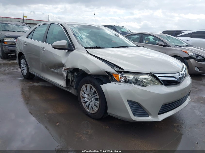 2013 Toyota Camry Le