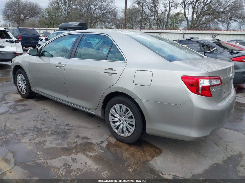 2013 Toyota Camry Le