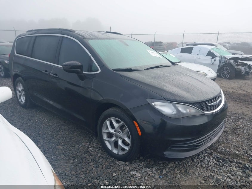 2018 Chrysler Pacifica Touring
