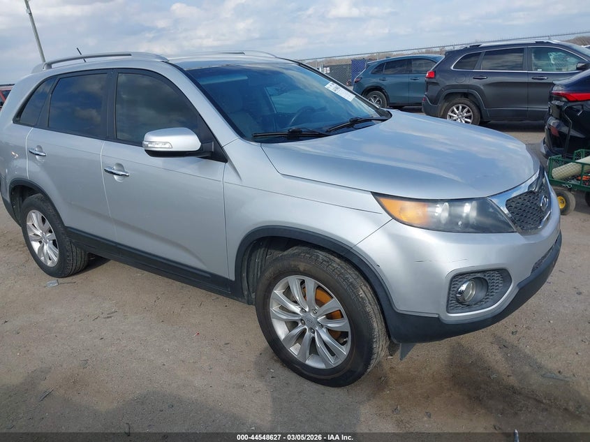 2011 Kia Sorento Lx V6