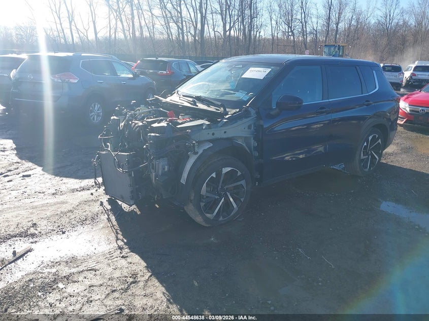 2022 Mitsubishi Outlander Black Edition 2Wd/Se 2.5 2Wd/Se Launch Edition 2Wd