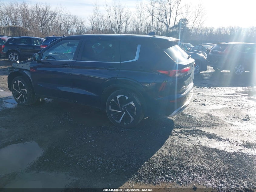 2022 Mitsubishi Outlander Black Edition 2Wd/Se 2.5 2Wd/Se Launch Edition 2Wd