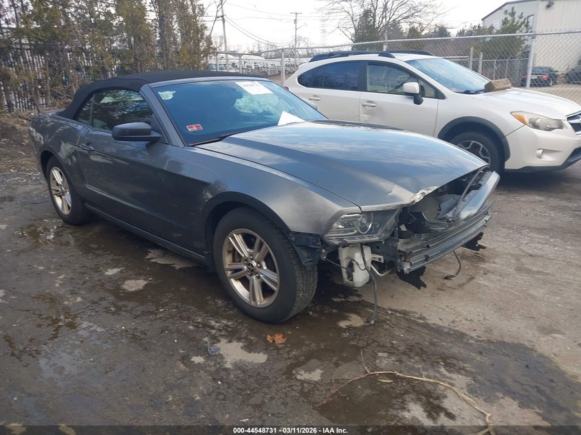2013 Ford Mustang V6