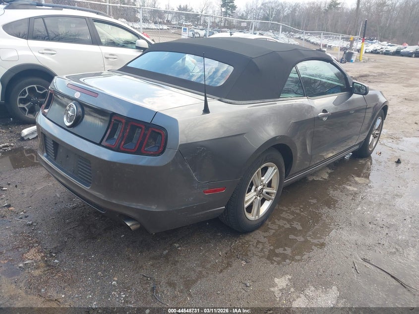 2013 Ford Mustang V6