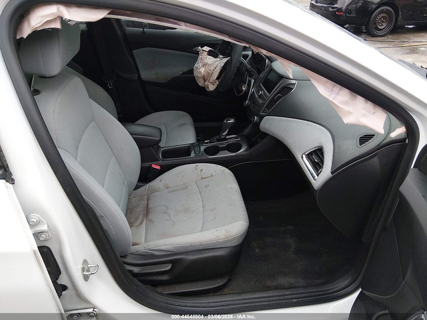 2019 Chevrolet Cruze Ls