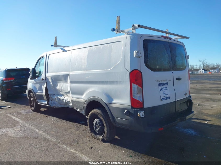 Vin: 1ftnr2zm1fka14693, lot: 45045833, ford transit-250 20153