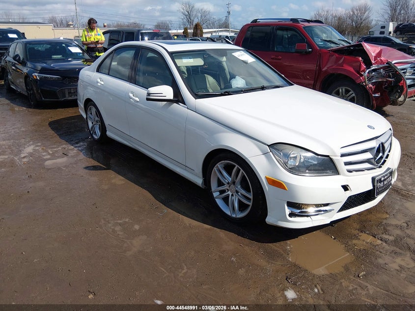 2012 Mercedes-Benz C 300 Sport 4Matic