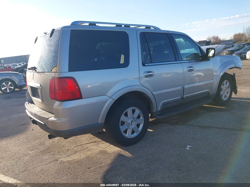 2004 Lincoln Navigator