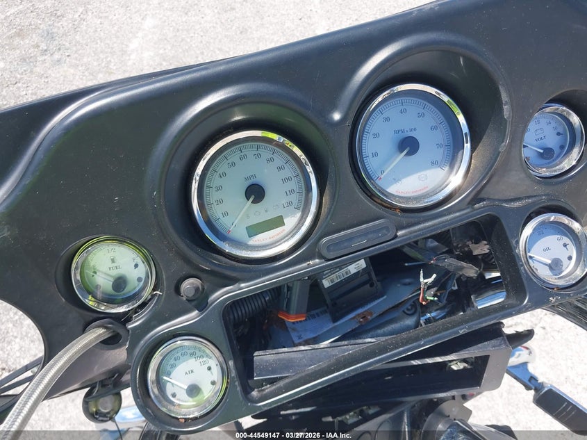 2011 Harley-Davidson Flhx VIN: 1HD1KB41XBB615884 Lot: 44549147