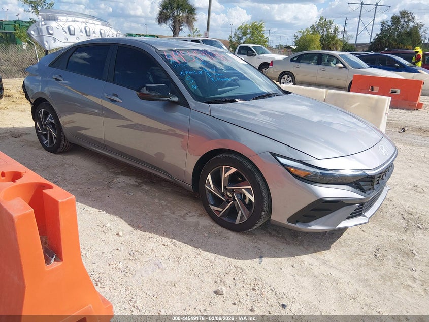 2025 Hyundai Elantra Sel Sport