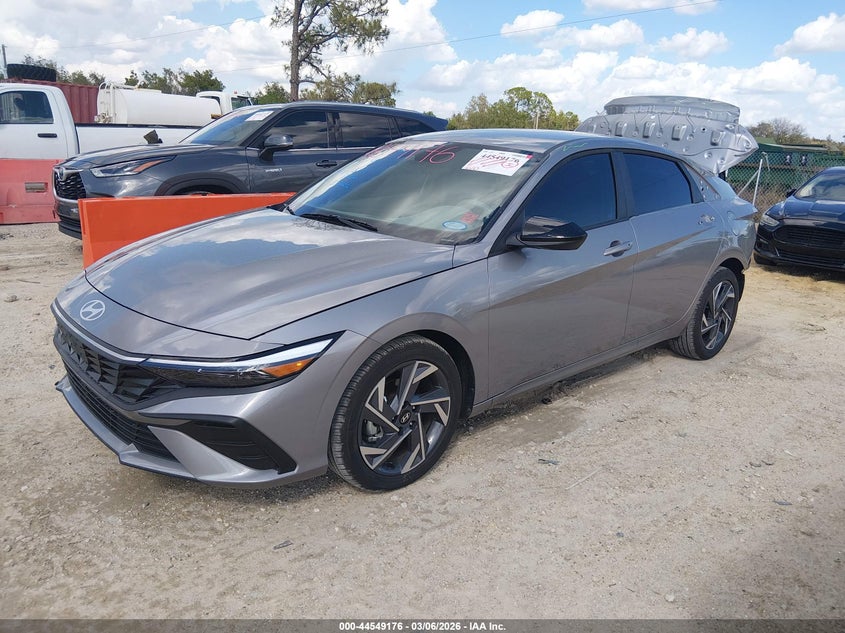 2025 Hyundai Elantra Sel Sport