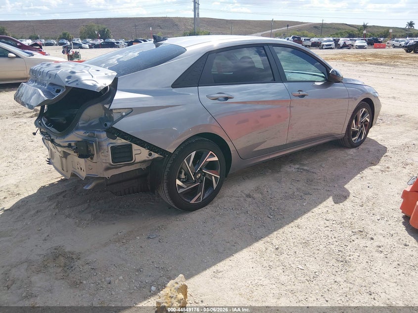 2025 Hyundai Elantra Sel Sport