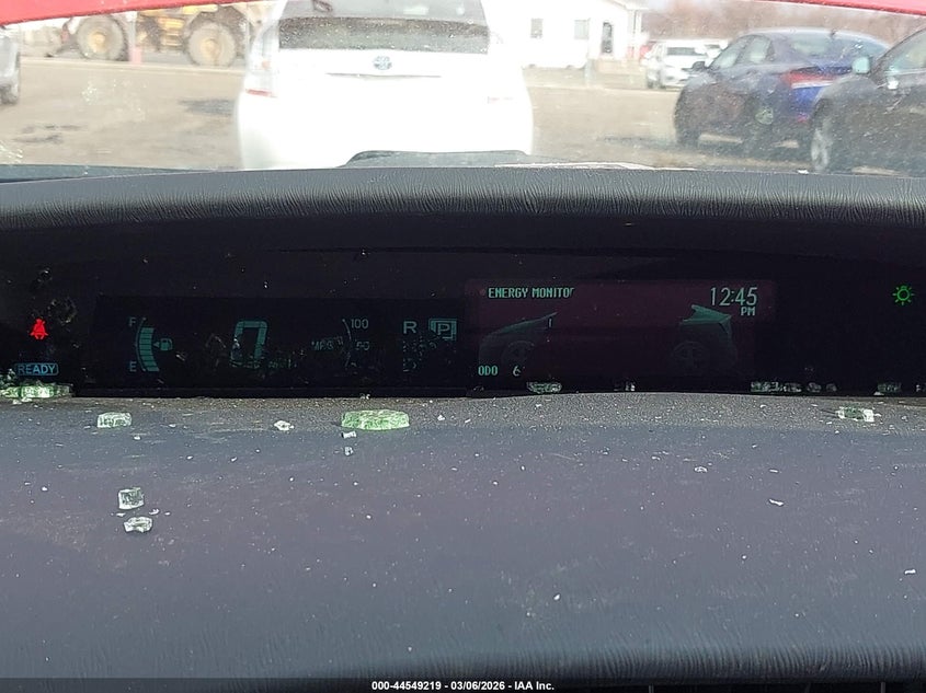 2015 TOYOTA PRIUS HATCHBACK 1.8L I-4 DOHC, VVT, 98HP