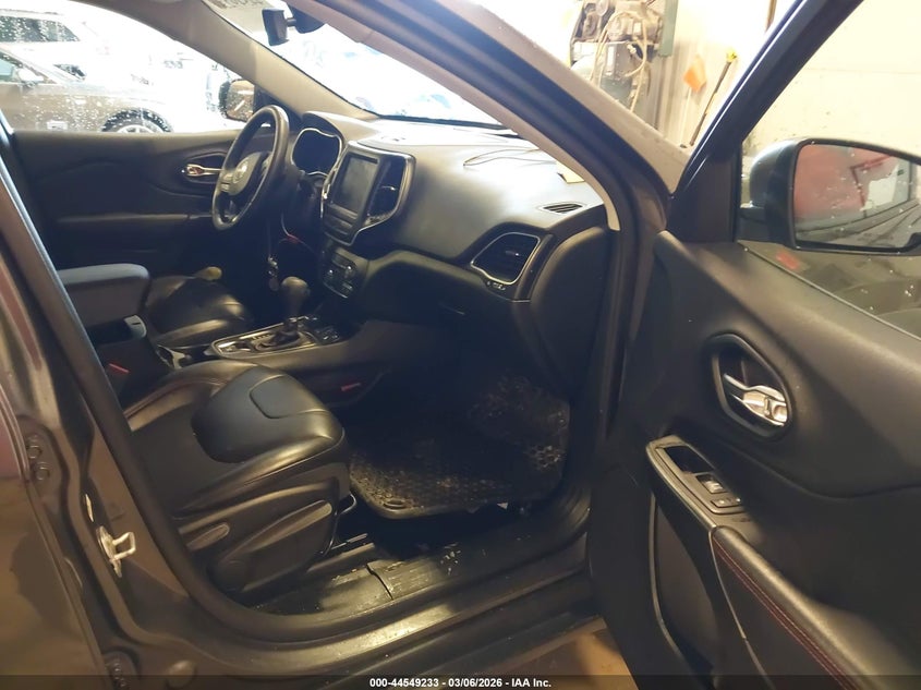 2019 Jeep Cherokee Trailhawk 4X4