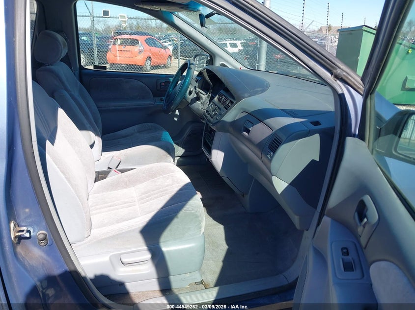 1998 Toyota Sienna Le