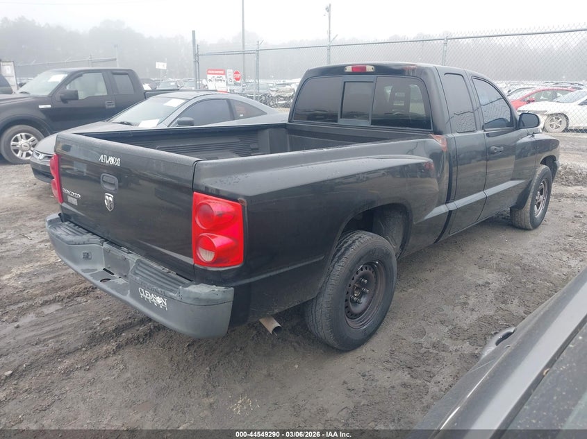 2006 Dodge Dakota St