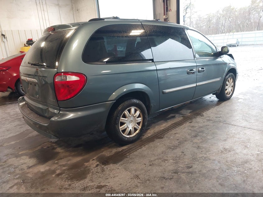 2007 Chrysler Town & Country Touring