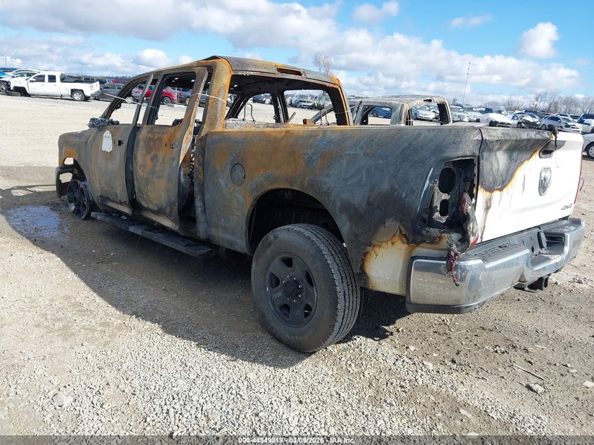Vin: 3c6ur5cj1mg623838, lot: 45046179, ram 2500 tradesman  4x4 6'4 box 20213