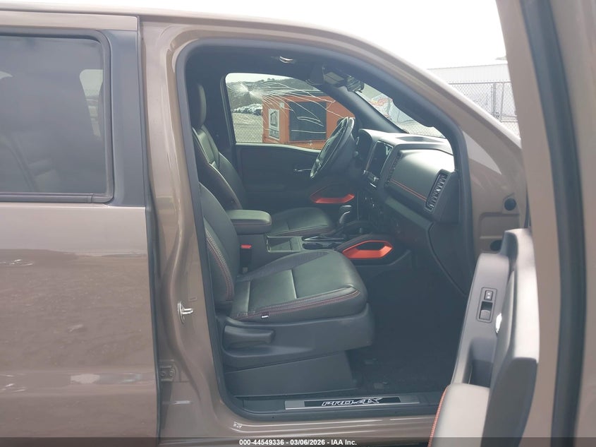 2022 Nissan Frontier Pro-4X 4X4